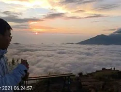Mendaki Gunung Batur Kintamani Bali | Wisata Petualangan di Bali