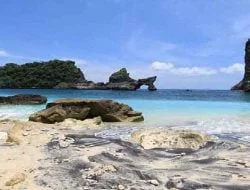Pantai Atuh Nusa Penida, Lokasi dan Cara Mencapainya
