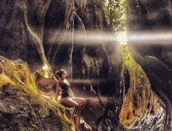 Hidden Canyon Beji Guwang – Harga Tiket Masuk, Lokasi & Fasilitas