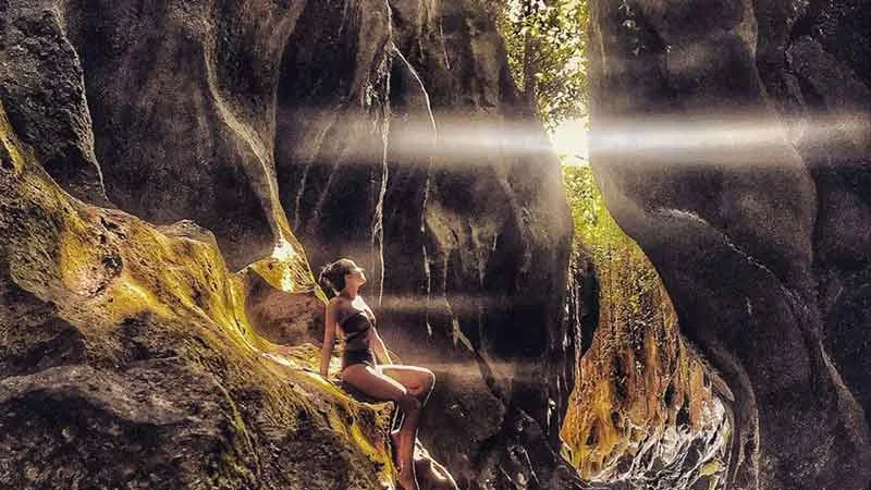 Hidden Canyon Beji Guwang – Harga Tiket Masuk, Lokasi & Fasilitas