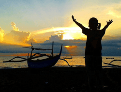 Pantai Candikusuma: Keindahan Tersembunyi di Jembrana