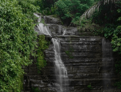 Air Terjun Yeh Buah: Hidden Gem di Bali yang Alami