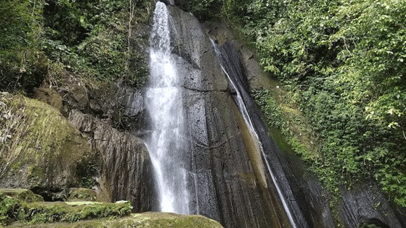 Air Terjun Dusun Kuning