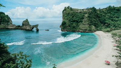 Pantai Atuh Nusa Penida: Surga Tersembunyi di Bali