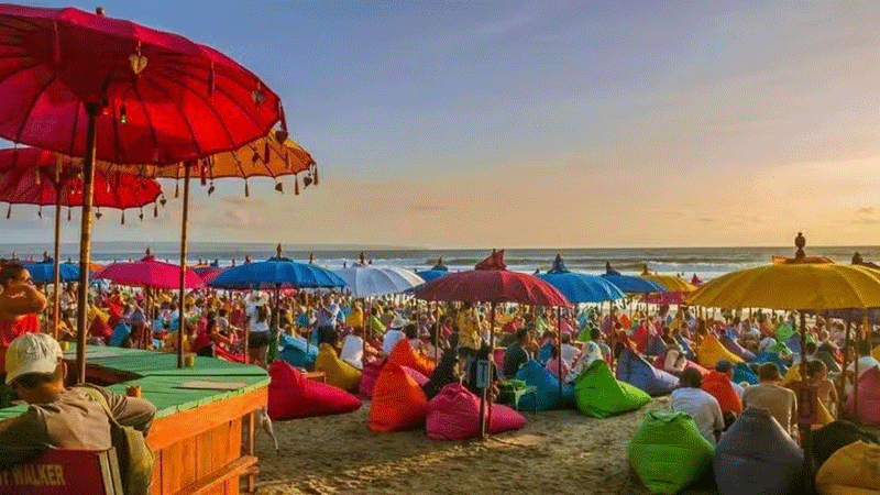 Pantai Double Six Bali