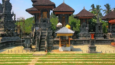 Pura Gede Perancak: Jejak Suci di Ujung Barat Bali