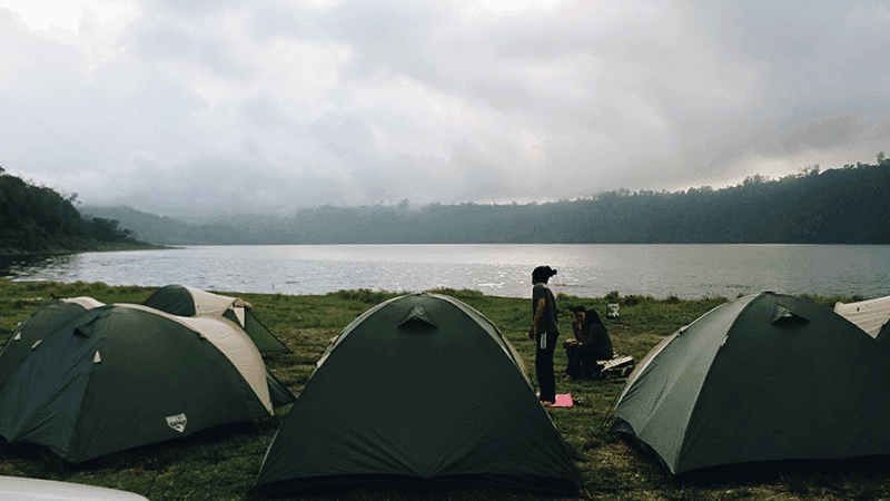 Camping di Danau Buyan