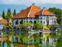 Pesona Megah Taman Ujung Soekasada di Karangasem, Bali
