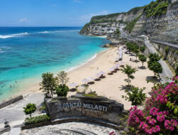 Pantai Melasti Bali: Daya Tarik, Lokasi, Tiket & Tips Wisata